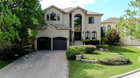 5 Trilogy Court Richmond Hill ON L4C 0M4