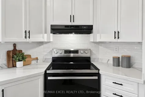 63 Rainbow Valley Crescent Markham ON L6E 1M2
