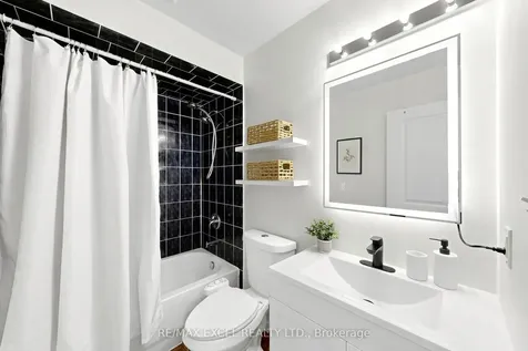63 Rainbow Valley Crescent Markham ON L6E 1M2