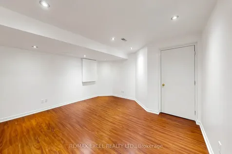 63 Rainbow Valley Crescent Markham ON L6E 1M2