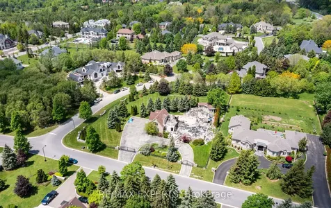 76 Forest Heights Boulevard Vaughan ON L0J 1C0