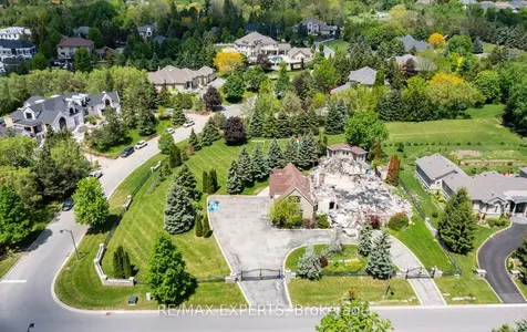 76 Forest Heights Boulevard Vaughan ON L0J 1C0