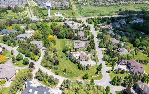76 Forest Heights Boulevard Vaughan ON L0J 1C0