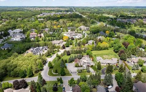76 Forest Heights Boulevard Vaughan ON L0J 1C0