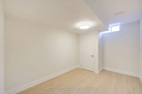 82 Coleluke Lane Markham ON L3S 0B7