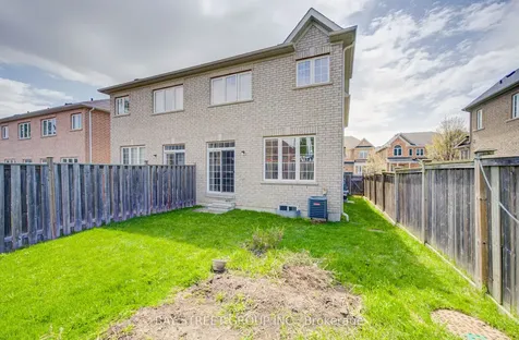 82 Coleluke Lane Markham ON L3S 0B7