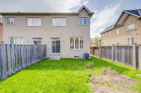82 Coleluke Lane Markham ON L3S 0B7