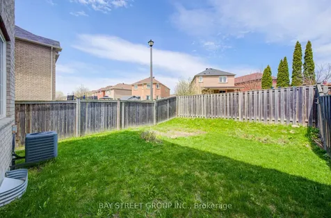 82 Coleluke Lane Markham ON L3S 0B7