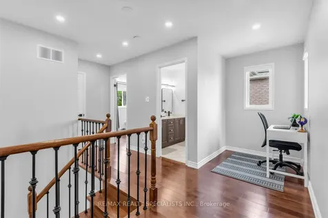 248 Hoover Park Drive Whitchurch-stouffville ON L4A 1L1