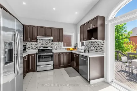 248 Hoover Park Drive Whitchurch-stouffville ON L4A 1L1