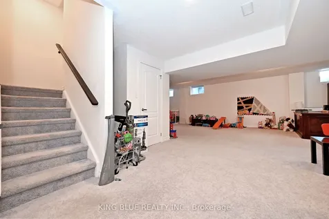 9 Valleo Street Georgina ON L4P 0J8