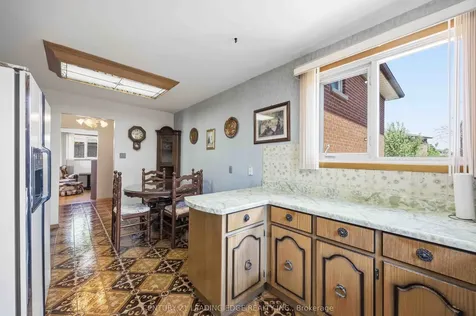 554 Woodbridge Avenue Vaughan ON L4L 2T5