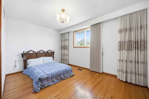 554 Woodbridge Avenue Vaughan ON L4L 2T5