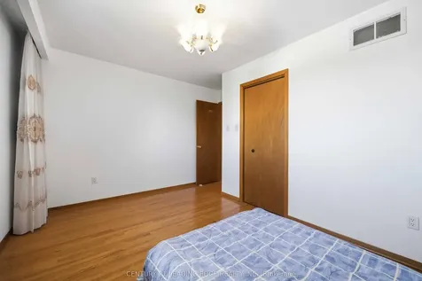 554 Woodbridge Avenue Vaughan ON L4L 2T5