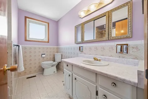 554 Woodbridge Avenue Vaughan ON L4L 2T5