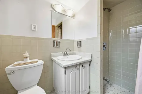 554 Woodbridge Avenue Vaughan ON L4L 2T5