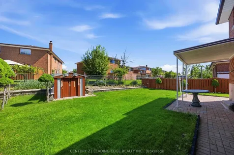 554 Woodbridge Avenue Vaughan ON L4L 2T5