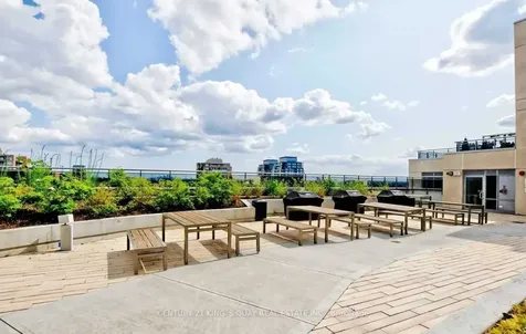 9199 Yonge Street Richmond Hill ON L4C 1H7