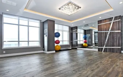 9199 Yonge Street Richmond Hill ON L4C 1H7