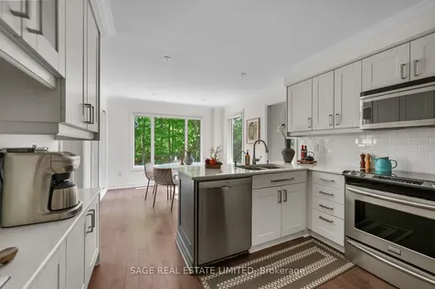 682 Leslie Valley Drive Newmarket ON L3Y 7J5