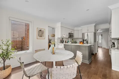 682 Leslie Valley Drive Newmarket ON L3Y 7J5