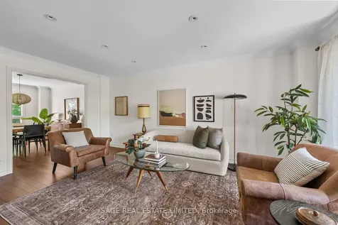682 Leslie Valley Drive Newmarket ON L3Y 7J5