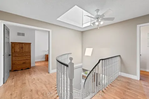 112 Doris Crescent Newmarket ON L3Y 7V5