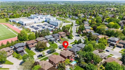 112 Doris Crescent Newmarket ON L3Y 7V5