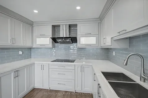 1 Clark Avenue W Vaughan ON L4J 7Y6