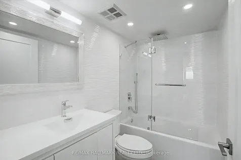 1 Clark Avenue W Vaughan ON L4J 7Y6