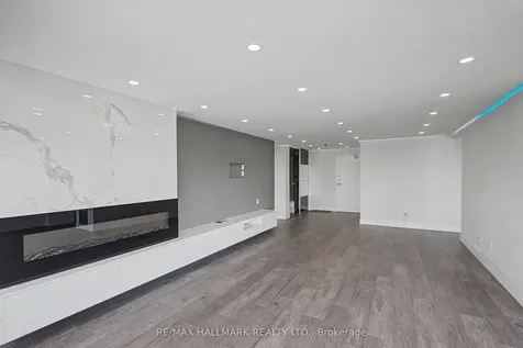 1 Clark Avenue W Vaughan ON L4J 7Y6