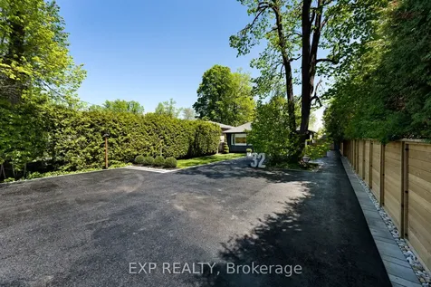 32 Farley Circle Georgina ON L0E 1S0