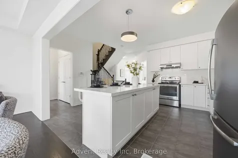 62 Demott Avenue Markham ON L6B 0Z1