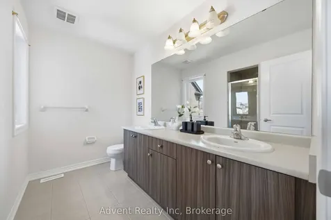 62 Demott Avenue Markham ON L6B 0Z1