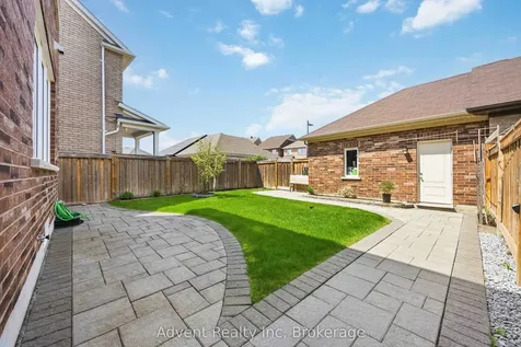 62 Demott Avenue Markham ON L6B 0Z1