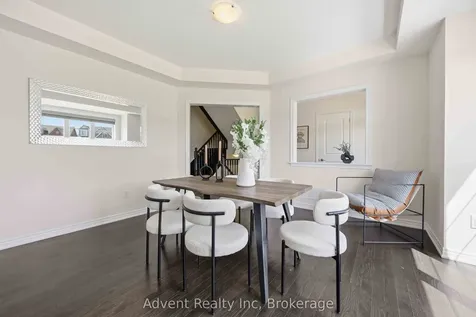 62 Demott Avenue Markham ON L6B 0Z1