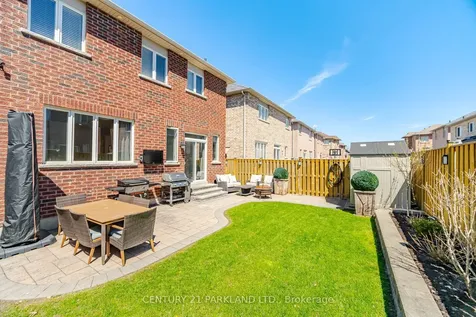 62 James Mccullough Road Whitchurch-stouffville ON L4A 0Z3