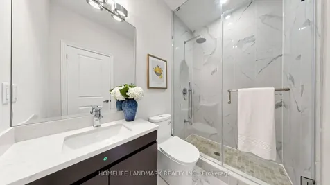 25 Cannes Avenue Vaughan ON L4H 4P5