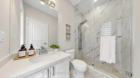 25 Cannes Avenue Vaughan ON L4H 4P5