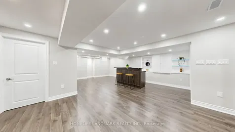 25 Cannes Avenue Vaughan ON L4H 4P5