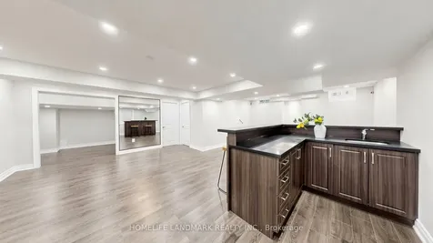 25 Cannes Avenue Vaughan ON L4H 4P5
