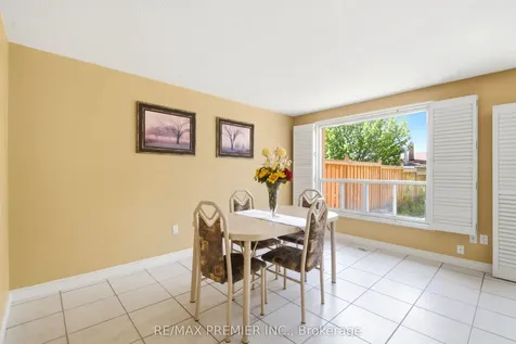 10 Ashcroft Court Vaughan ON L4L 1H2