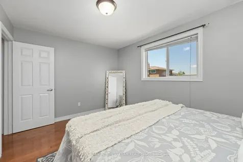 82 Button Road Vaughan ON L4L 1J8