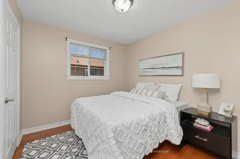 82 Button Road Vaughan ON L4L 1J8