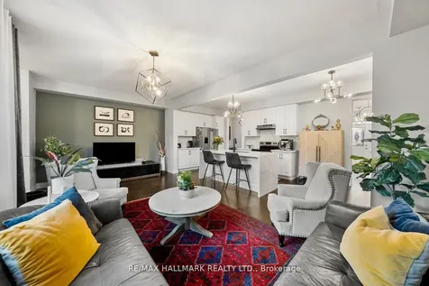 7 Carratuck Street East Gwillimbury ON L9N 0S5
