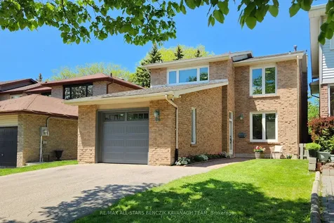 14 Parkinson Road Markham ON L3P 4G5