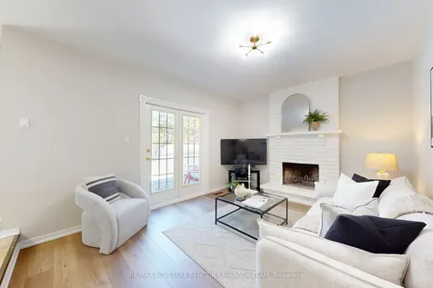 14 Parkinson Road Markham ON L3P 4G5