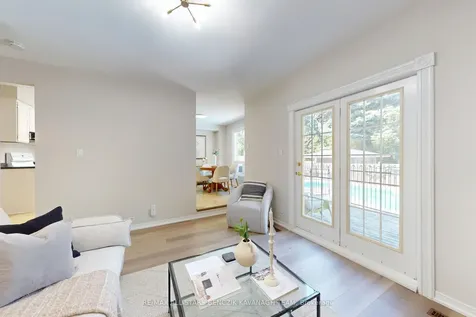 14 Parkinson Road Markham ON L3P 4G5