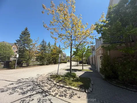 302 South Park Road Markham ON L3T 7W1