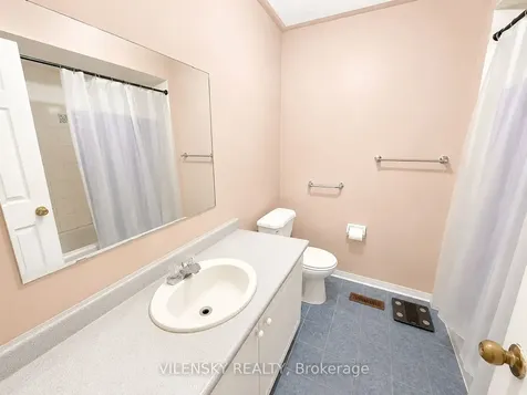 77 Billingsley Crescent Markham ON L3S 4P2